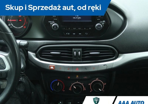 Fiat Tipo cena 50000 przebieg: 77966, rok produkcji 2018 z Kęty małe 191